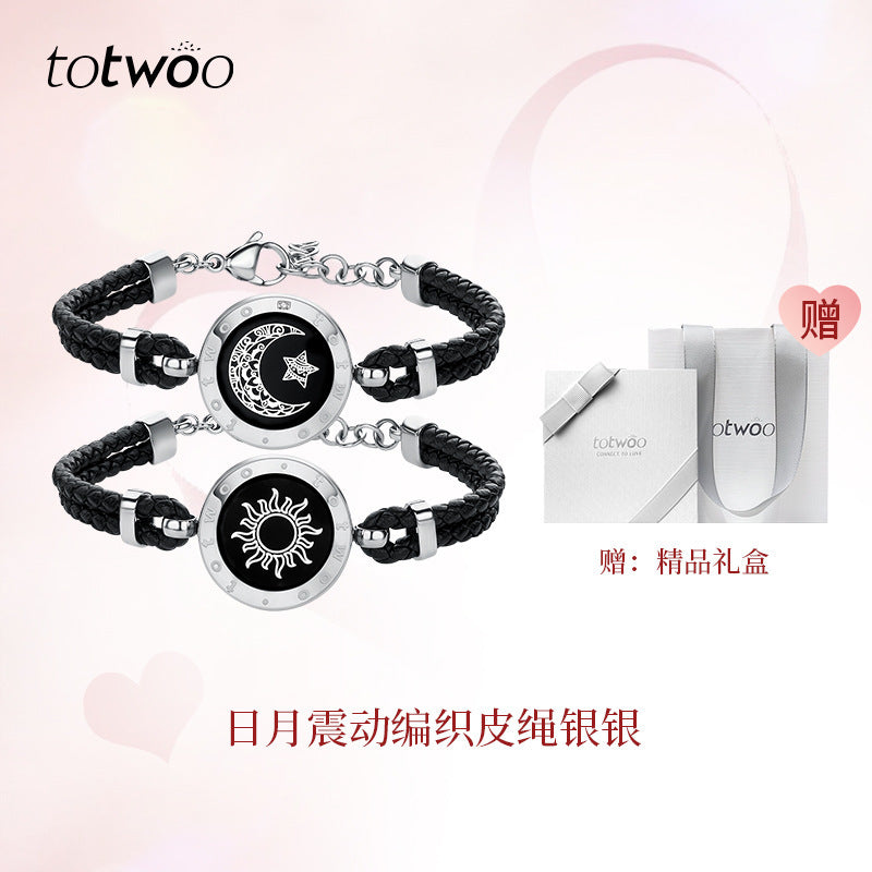 Totwoo Smart Bracelet for Couples | Flash & Vibration Love Signal