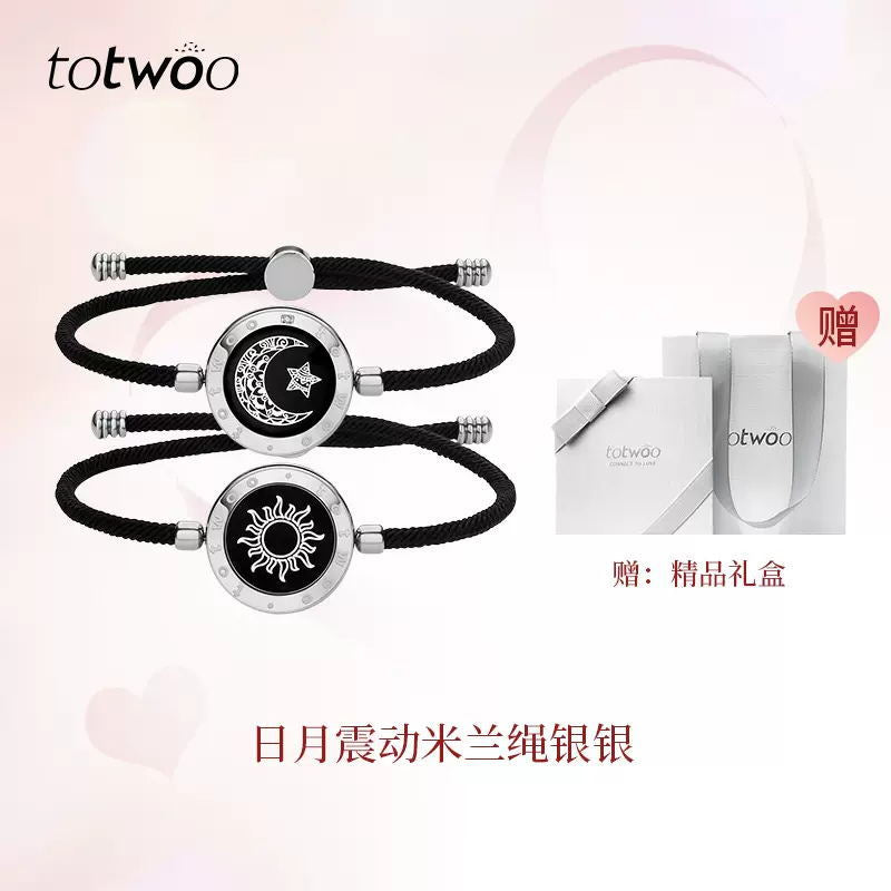 Totwoo Smart Bracelet for Couples | Flash & Vibration Love Signal