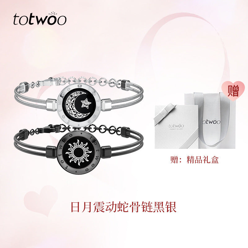 Totwoo Smart Bracelet for Couples | Flash & Vibration Love Signal